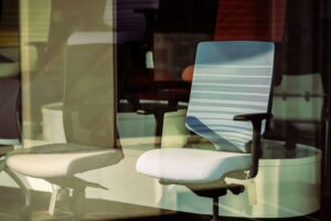 How to Choose a Comfortable Desk Chair for Any Workspace